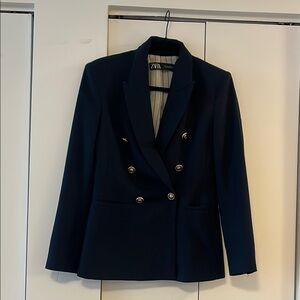 Zara Blue Blazer Tailored for Professional Style